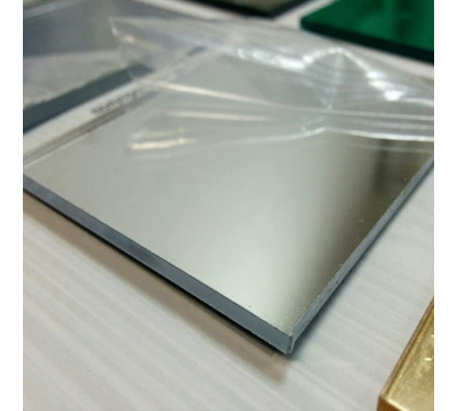 Зеркальные экструзионные акриловые листы в Светлогорске